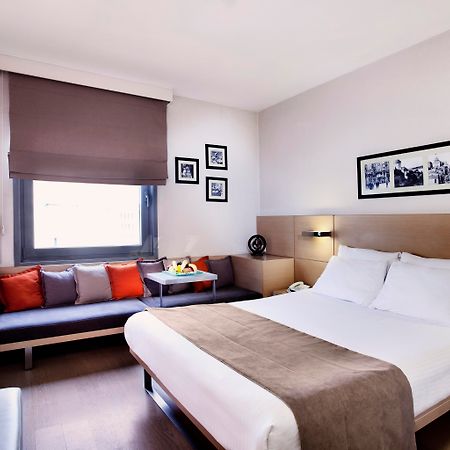 เอเรสซิน โฮเต็ล ทักซิม พรีเมียร์ Hotel อิสตันบูล ภายนอก รูปภาพ