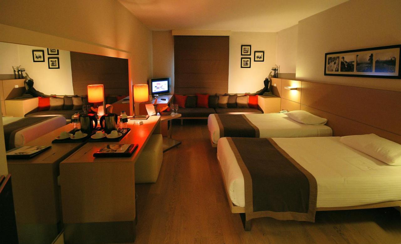เอเรสซิน โฮเต็ล ทักซิม พรีเมียร์ Hotel อิสตันบูล ภายนอก รูปภาพ