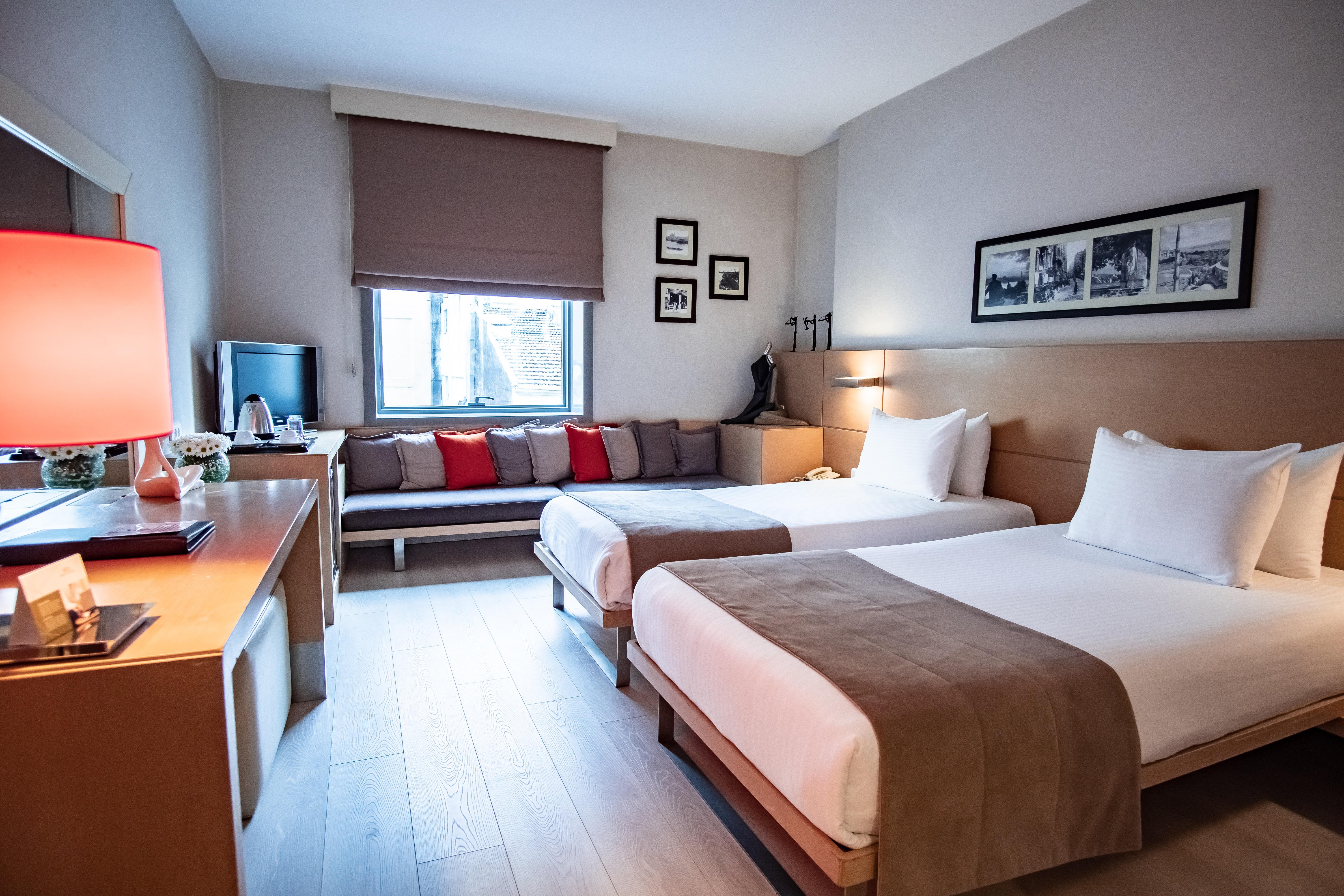 เอเรสซิน โฮเต็ล ทักซิม พรีเมียร์ Hotel อิสตันบูล ภายนอก รูปภาพ