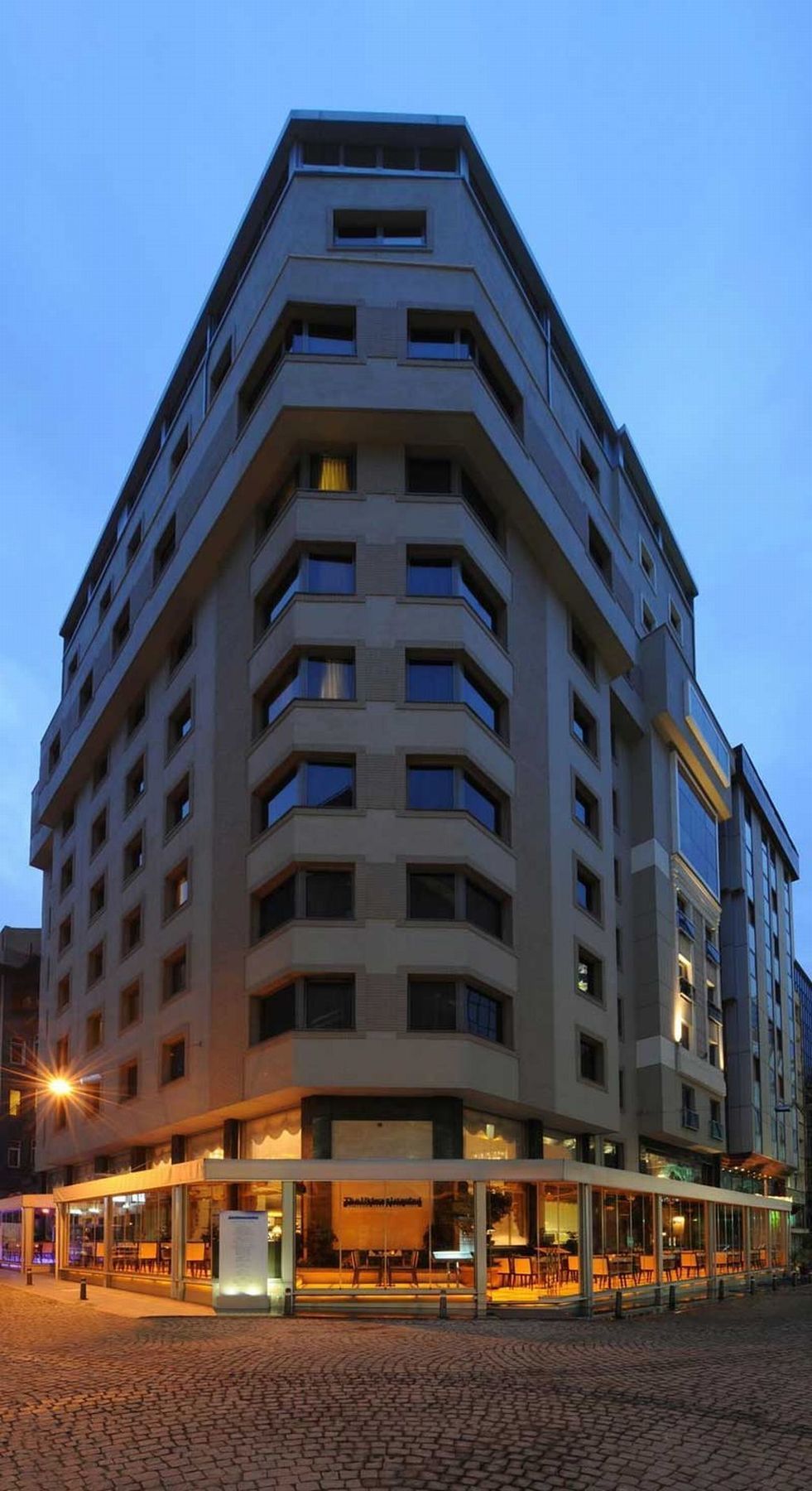 เอเรสซิน โฮเต็ล ทักซิม พรีเมียร์ Hotel อิสตันบูล ภายนอก รูปภาพ