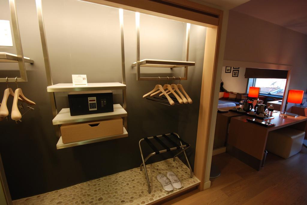 เอเรสซิน โฮเต็ล ทักซิม พรีเมียร์ Hotel อิสตันบูล ภายนอก รูปภาพ